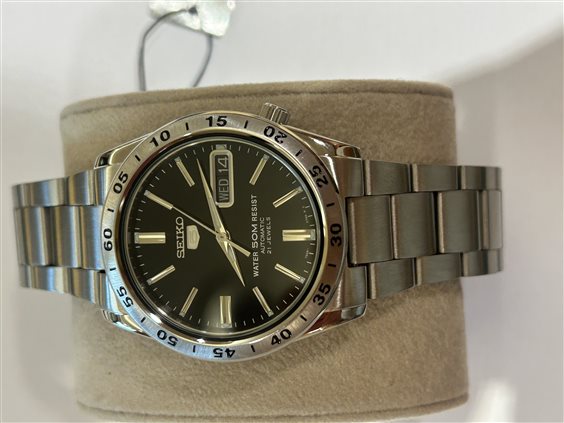 Watch Seiko Man in Steel SNKE01K1 - SNKE01K1